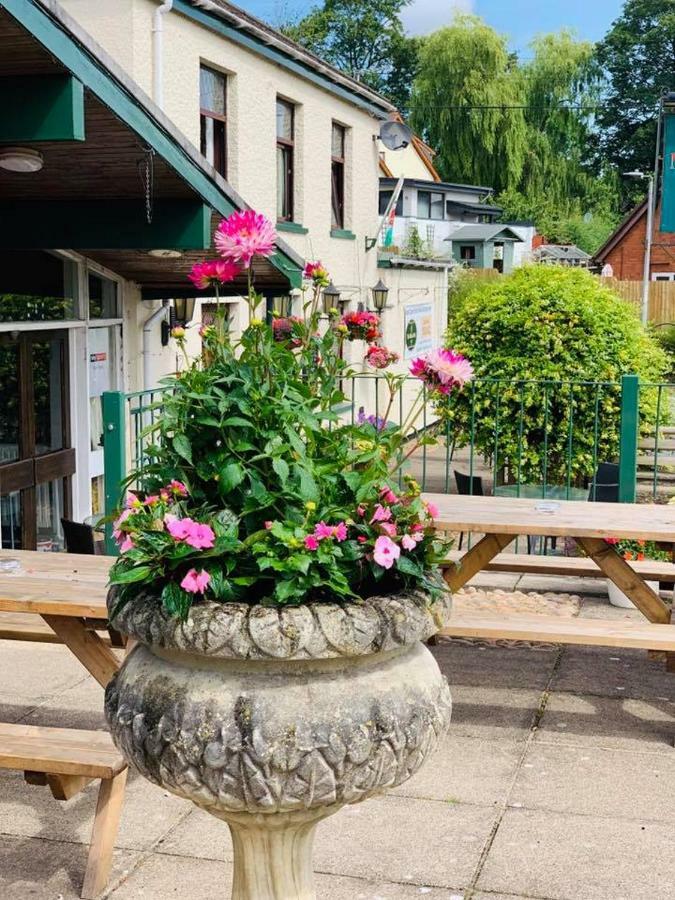 Milton Hotel Llanwern Village Νιούπορτ Εξωτερικό φωτογραφία